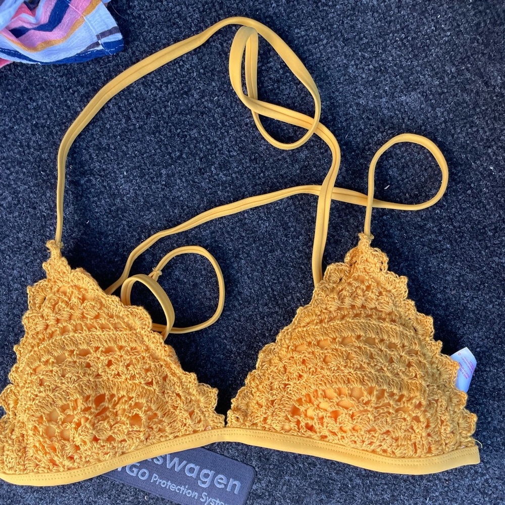 Swim suit top
